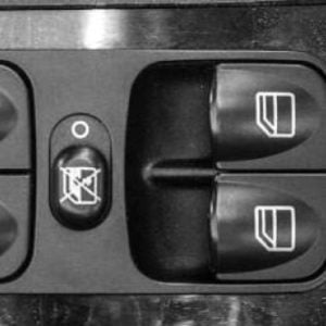 DTLAM4 - Window Buttons MBZ - 21 Graphics (3 sets drivers -3 passenger) - Image 1