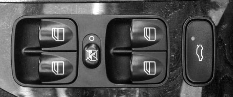 DTLAM4 - Window Buttons MBZ - 21 Graphics (3 sets drivers -3 passenger) DTLAM4 - Window Buttons MBZ - 21 Graphics (3 sets drivers -3 passenger)