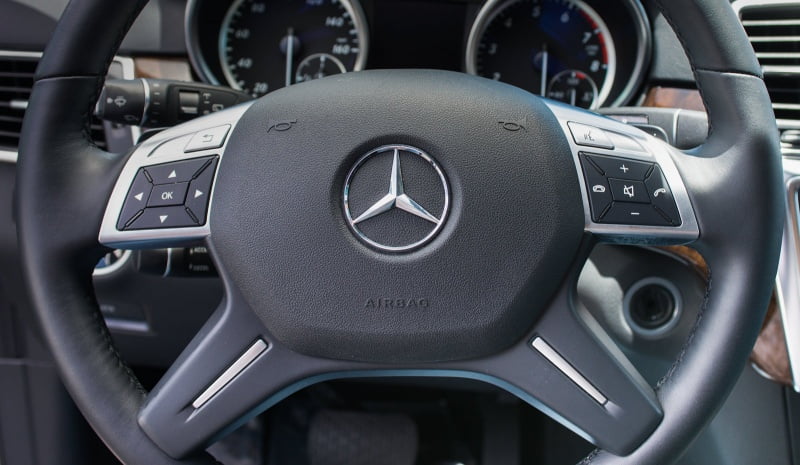 SWLAM8 - Steering Wheel MBZ - 12 Graphics